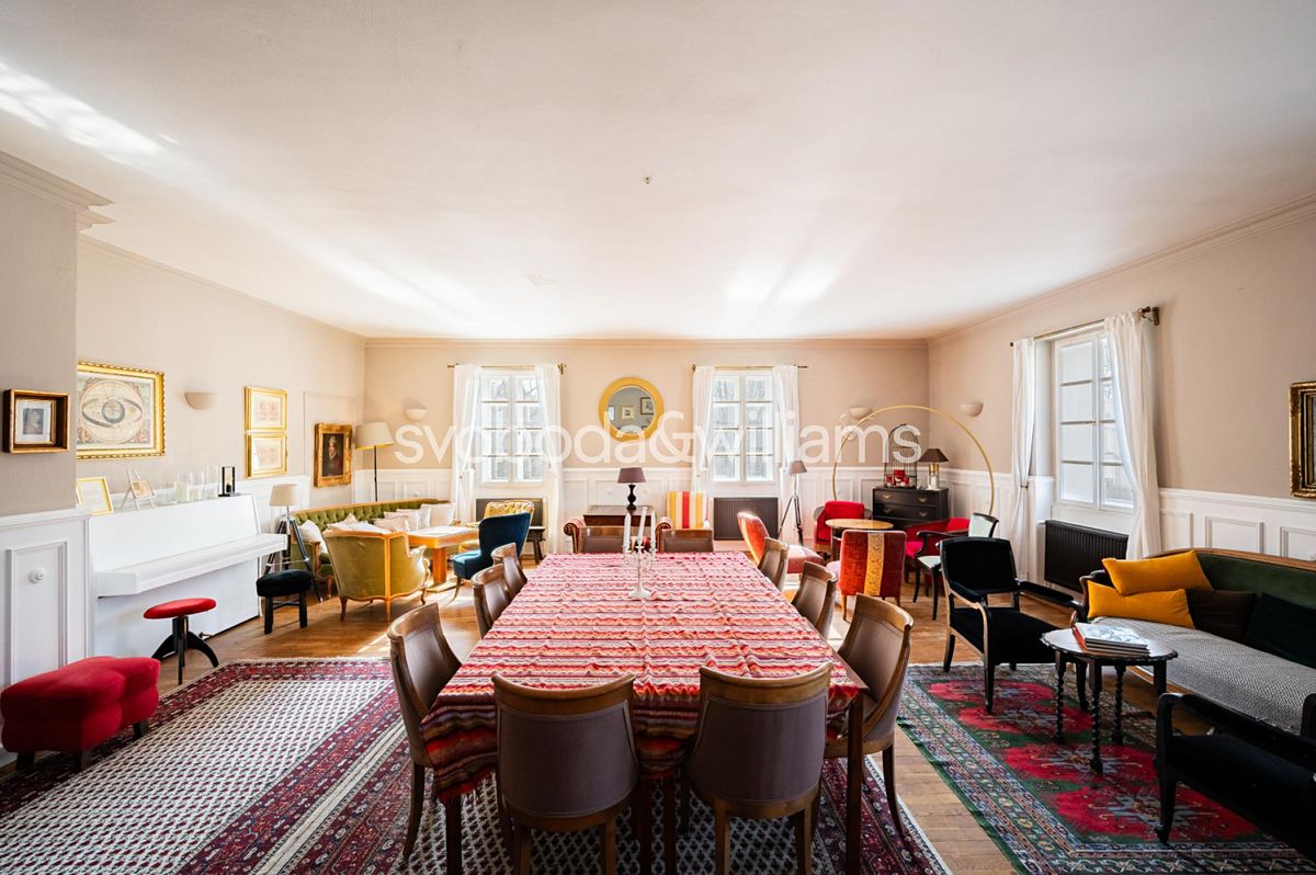 Prodej rodinného domu 430 m², pozemek 7975 m² – fotografie 3