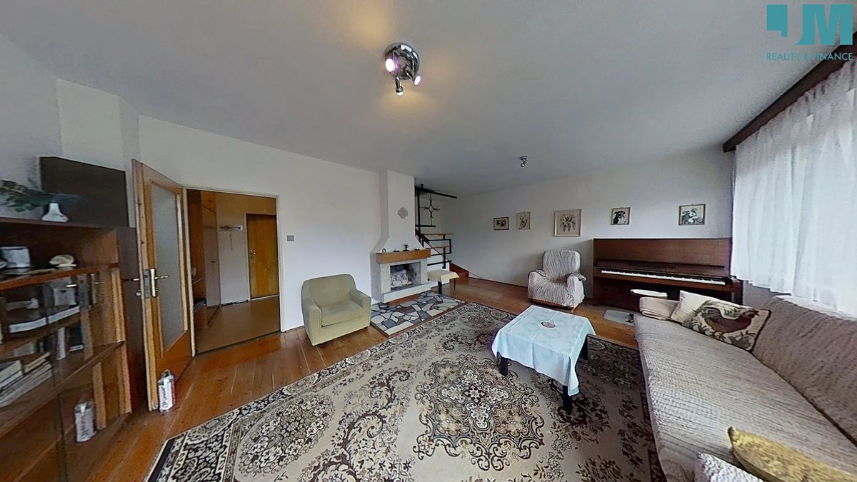 Pronájem rodinného domu 207 m², pozemek 69 m² – fotografie 5