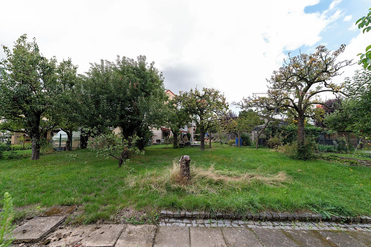 Prodej stavebního pozemku 573 m² – fotografie 2