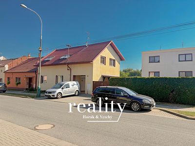 Prodej rodinného domu 180 m², pozemek 1487 m²