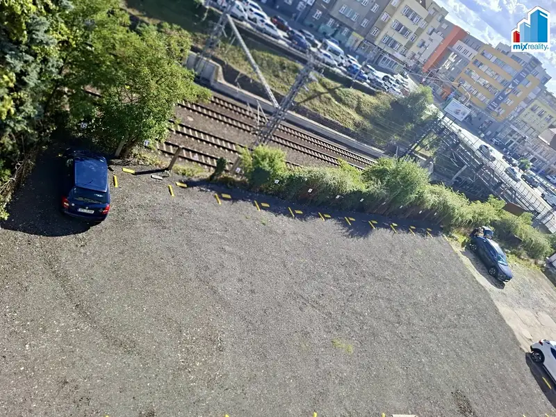 Pronájem garážového stání 15 m², Plzeň – náhled fotky 3