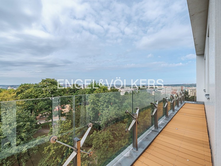 Квартира 6+ в оренду, 204 м² (4 з 19)