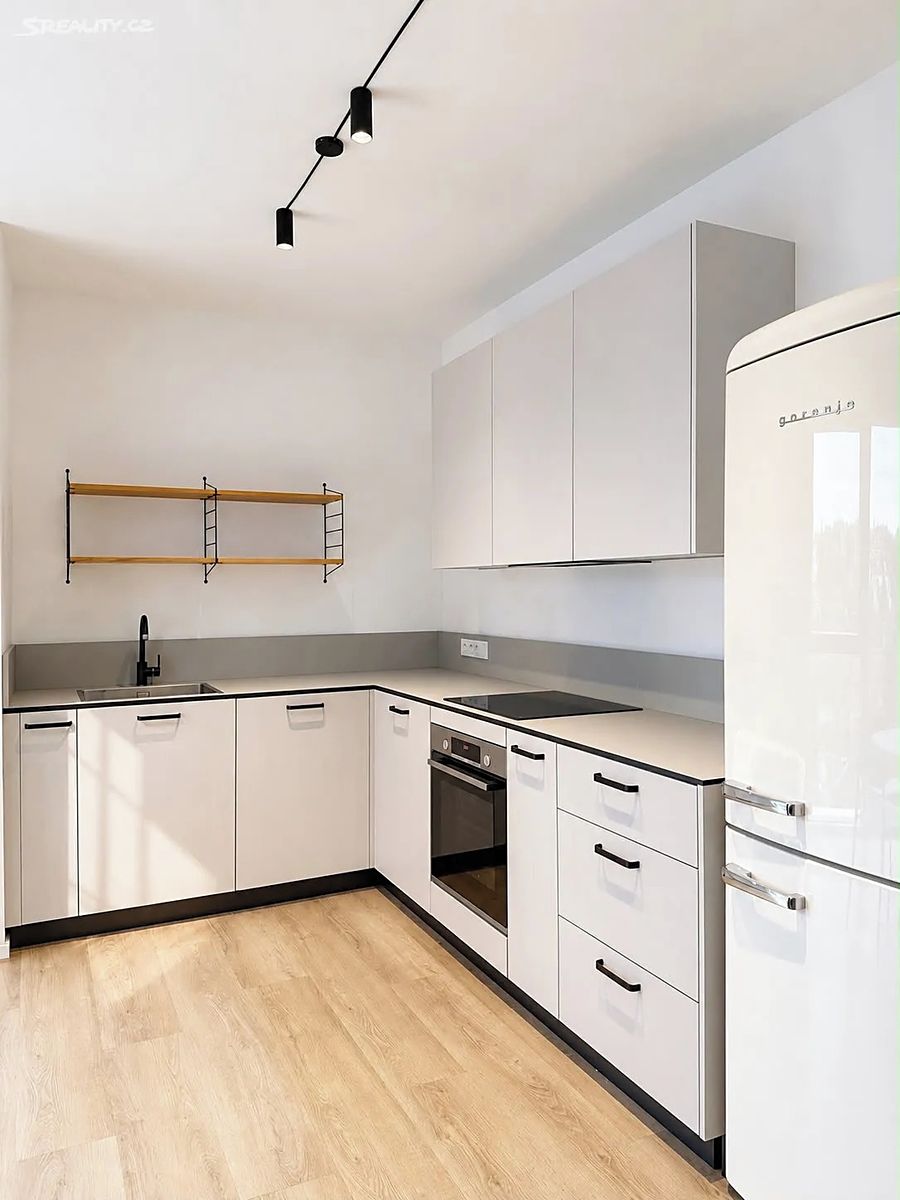 Pronájem bytu 3+kk 110 m² – fotografie 4