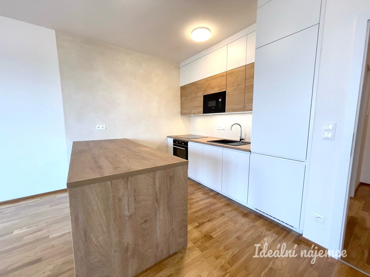 Pronájem bytu 2+kk 57 m²
