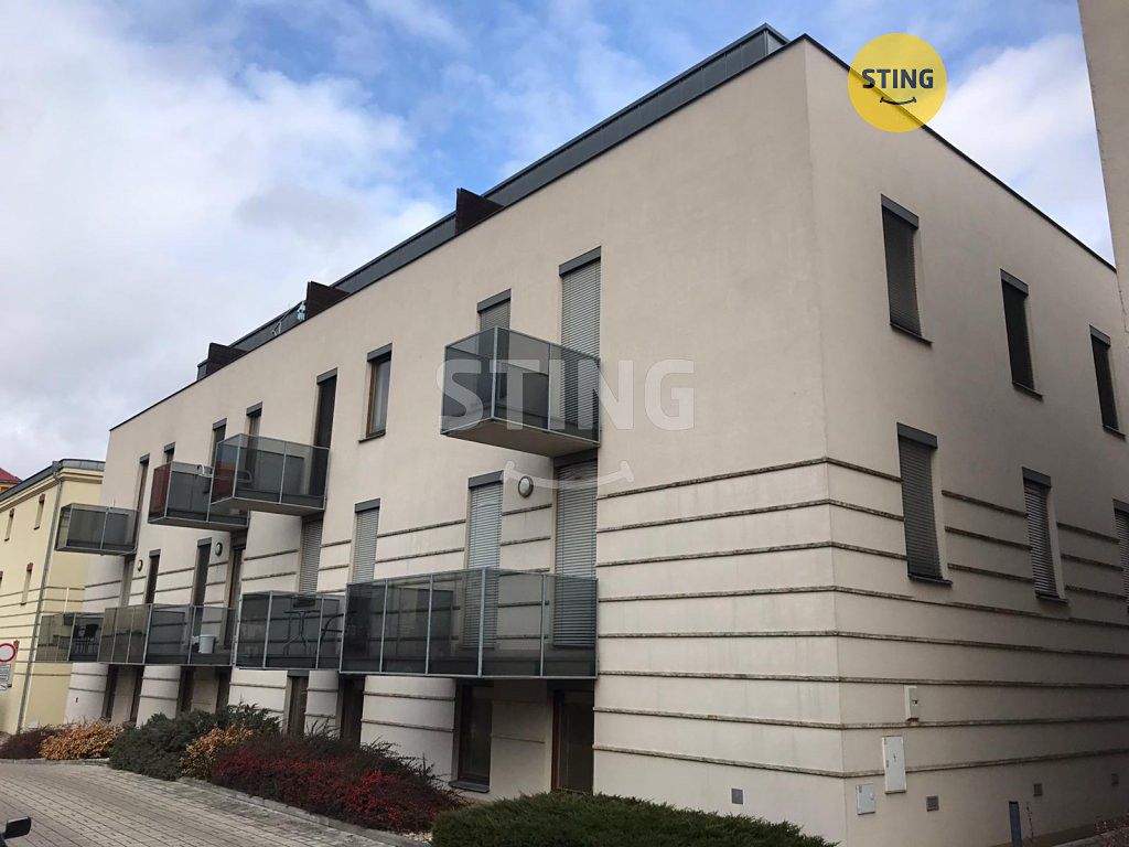 Pronájem bytu 1+kk 44 m²