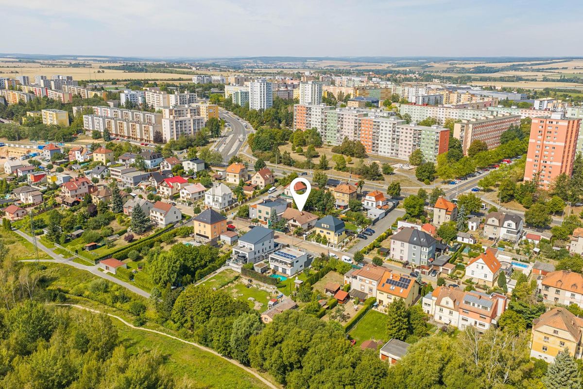 Prodej rodinného domu 340 m², pozemek 681 m²