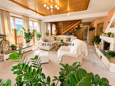 Prodej  rodinného domu 400 m², pozemek 1 032 m²