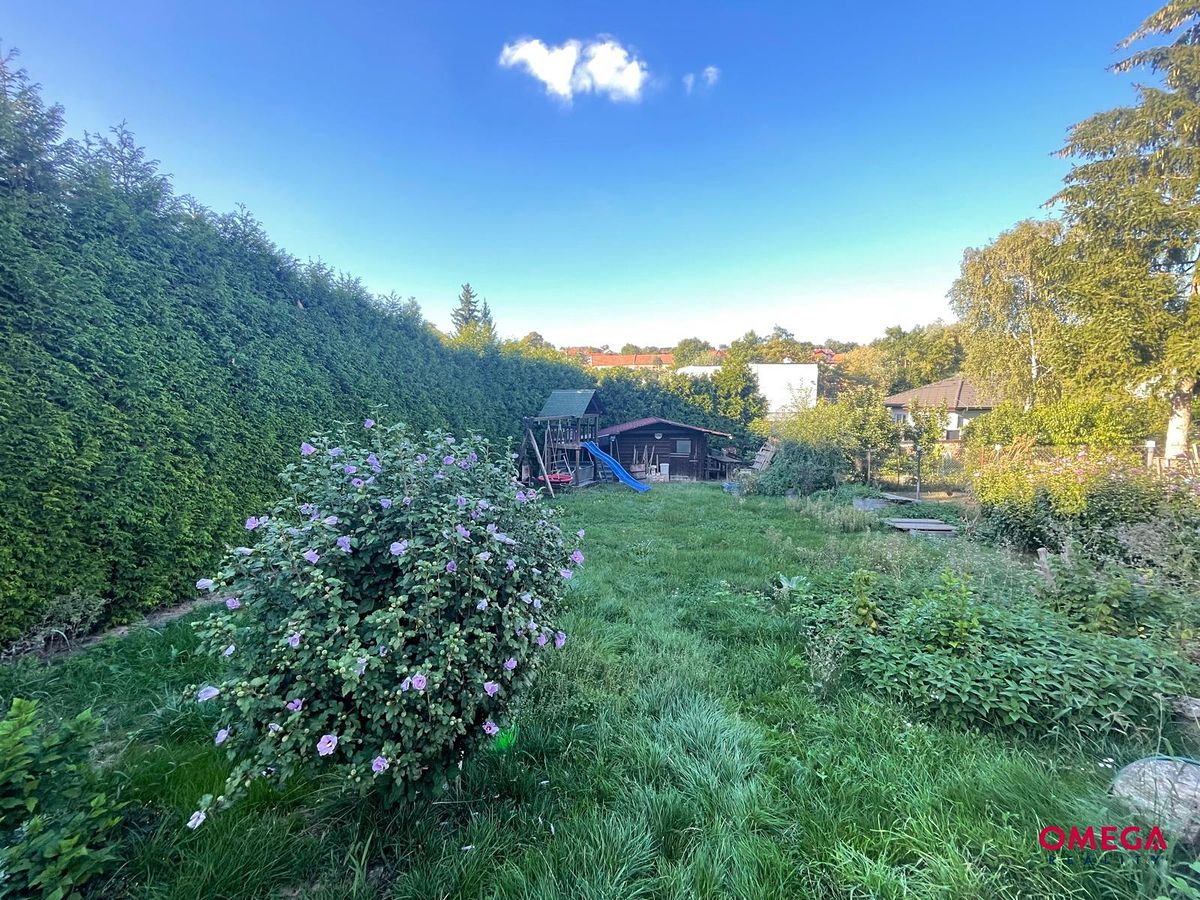 Prodej rodinného domu 200 m², pozemek 734 m² – fotografie 5