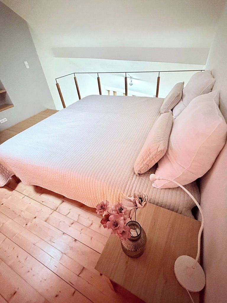 Pronájem bytu 4+kk 154 m²