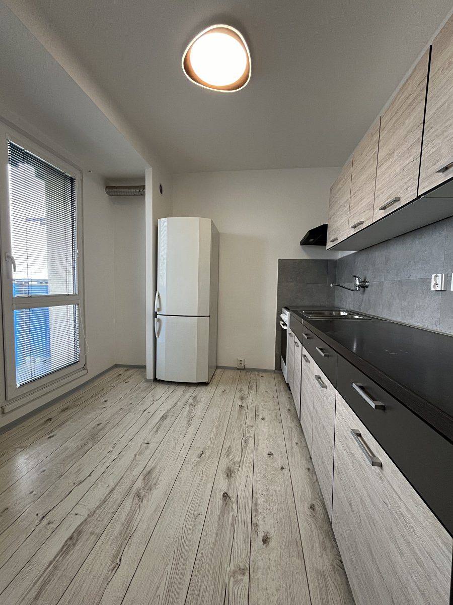 Pronájem bytu 2+1 55 m² – fotografie 2