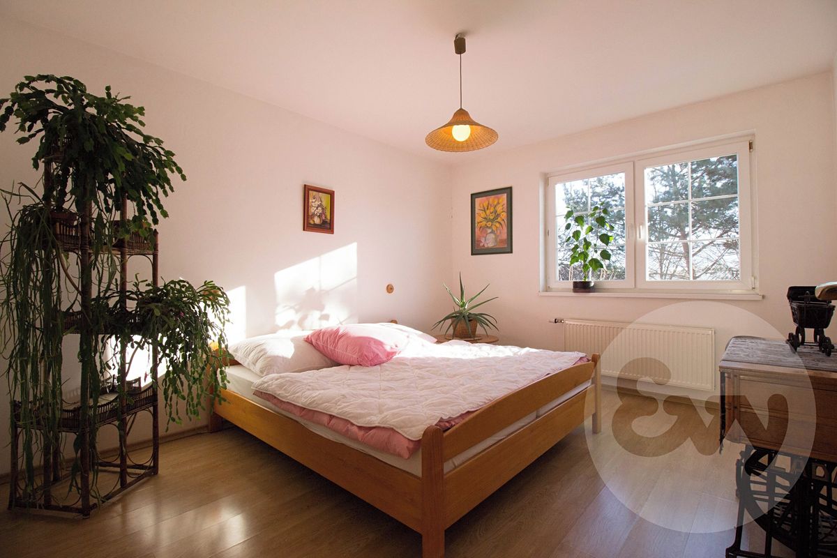 Prodej rodinného domu 100 m², pozemek 1032 m² – fotografie 4