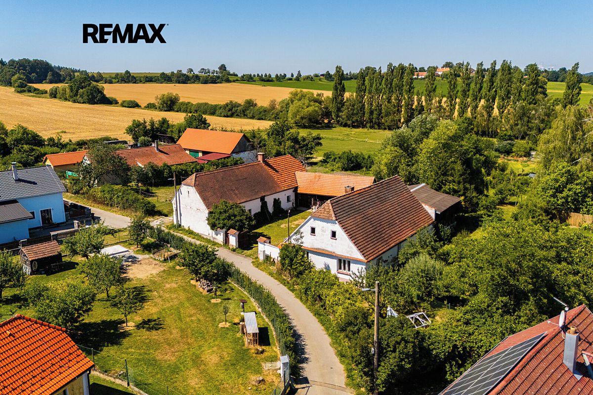 Prodej rodinného domu 90 m², pozemek 757 m²