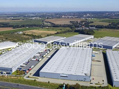 Pronájem výrobní haly, prostoru 7759 m²
