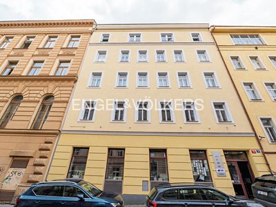 Pronájem kanceláře 136 m²