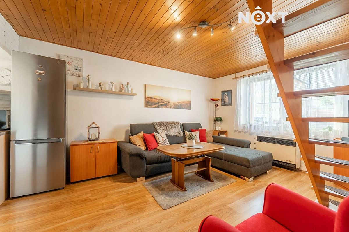 Prodej rodinného domu 60 m², pozemek 79 m² – fotografie 3