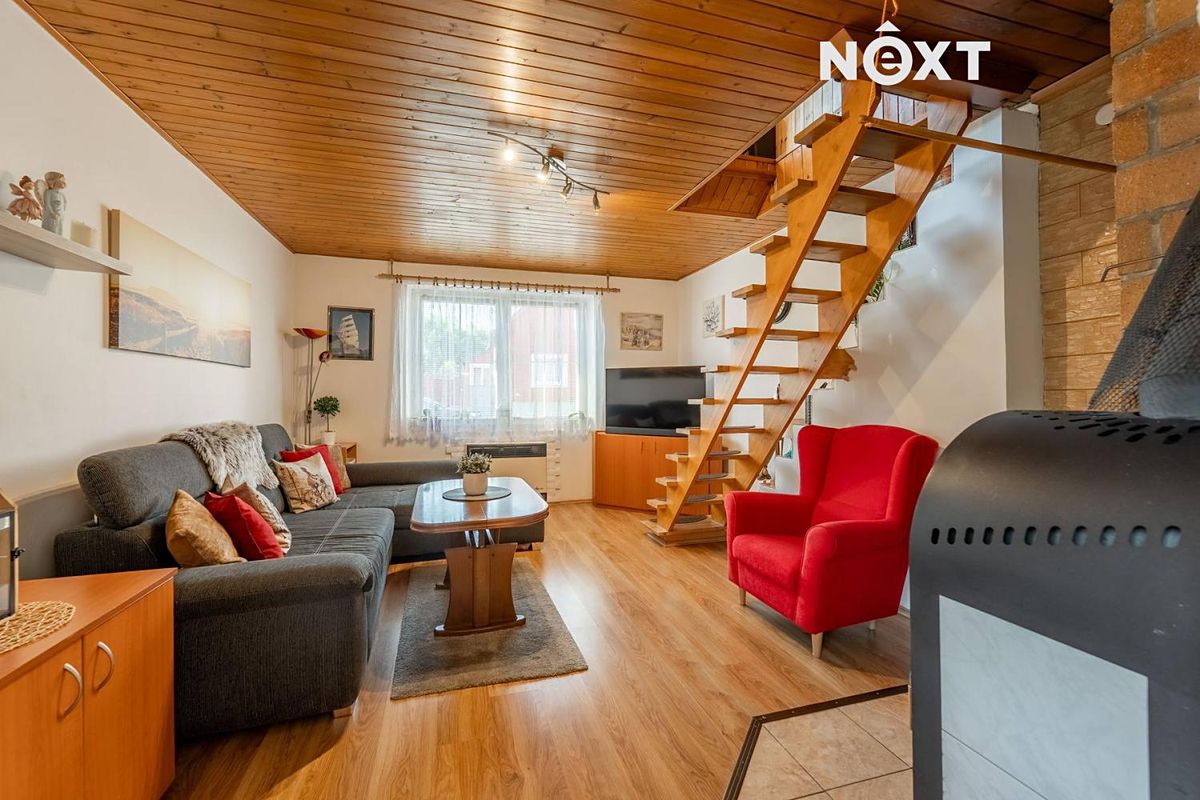 Prodej rodinného domu 60 m², pozemek 79 m² – fotografie 2