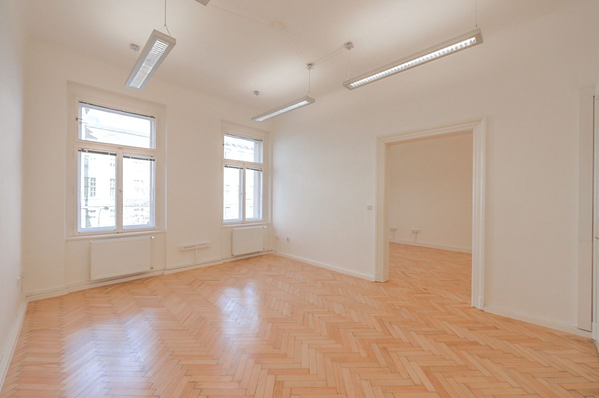 Pronájem kanceláře 104 m² – fotografie 5