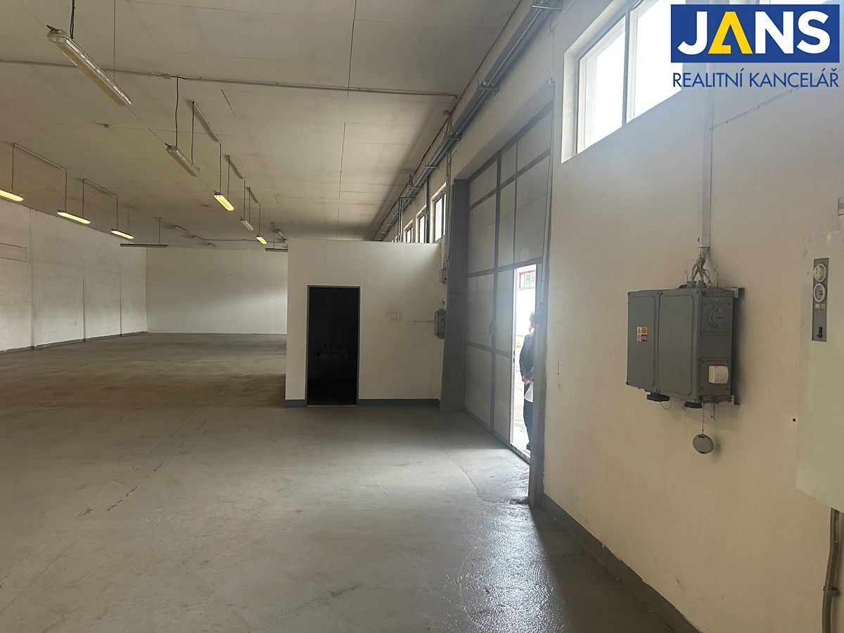 Pronájem výrobní haly, prostoru 430 m² – fotografie 2