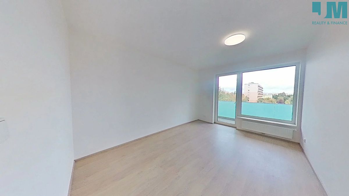 Pronájem bytu 2+kk 59 m² – fotografie 4