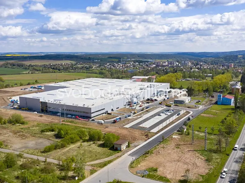 Pronájem skladového prostoru 13181 m², Stříbro – náhled fotky 1