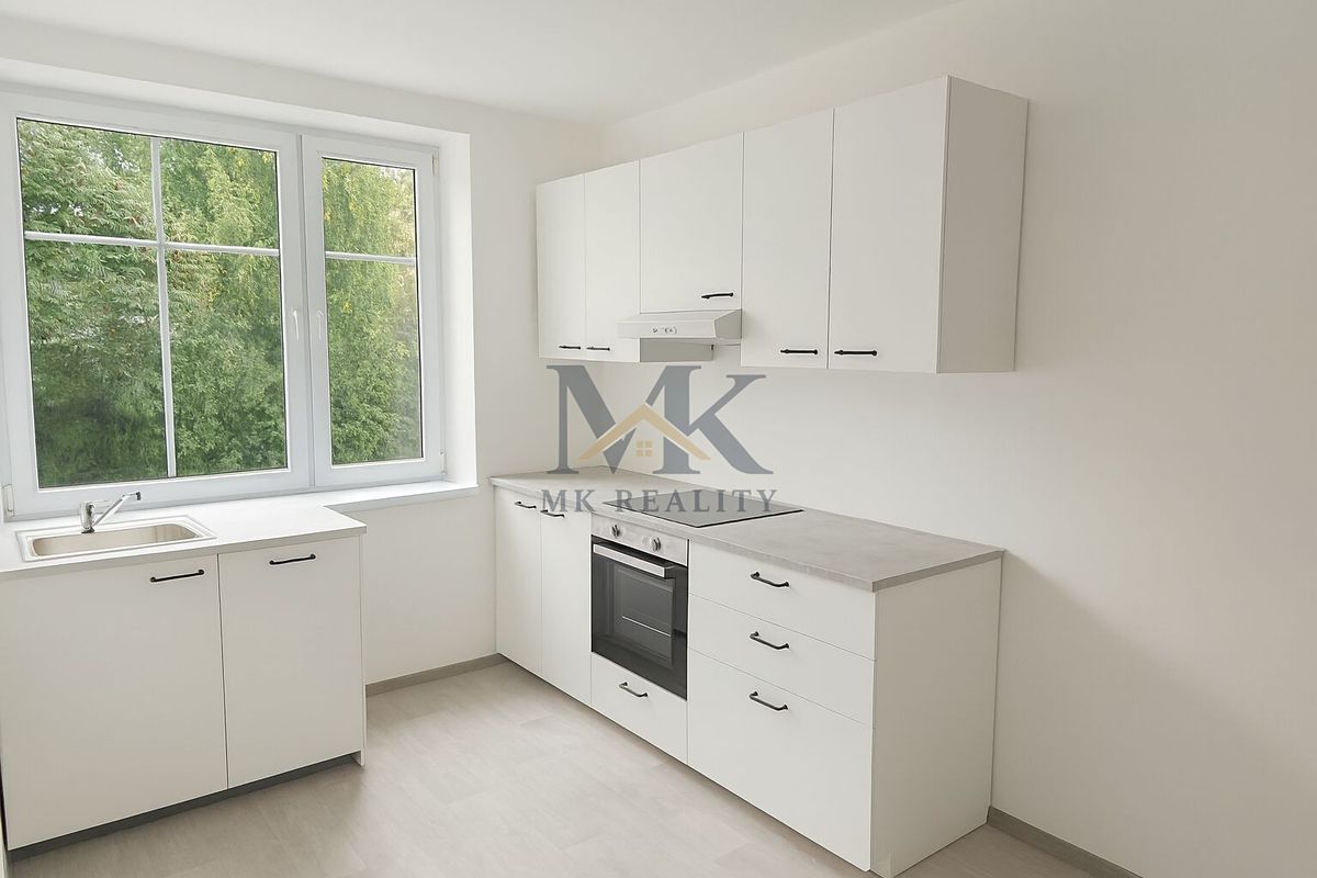 Pronájem bytu 2+kk 42 m² – fotografie 2