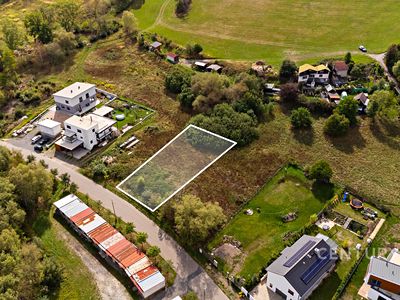 Prodej stavebního pozemku 812 m²