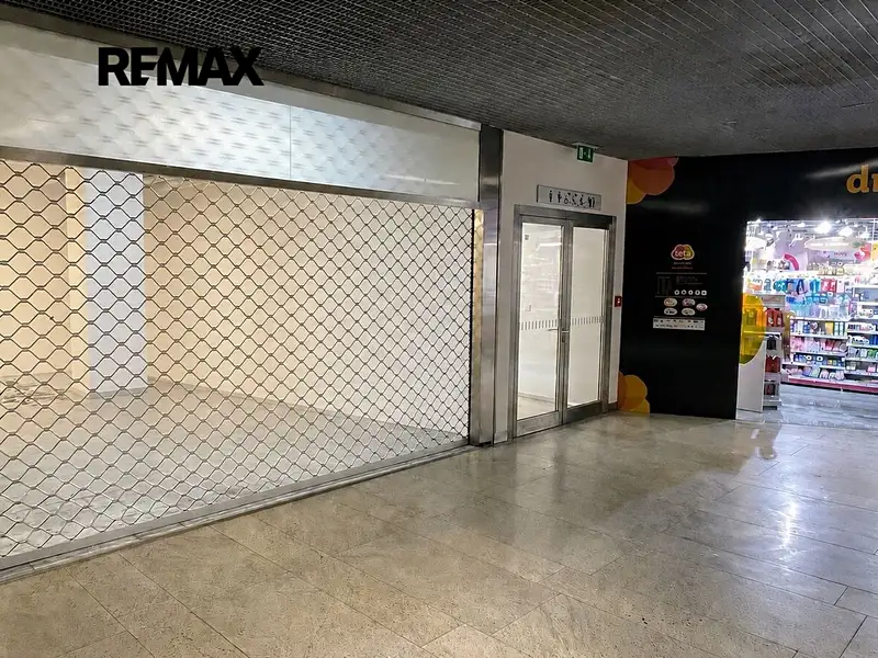 Pronájem obchodního prostoru 84 m², Praha – náhled fotky 1