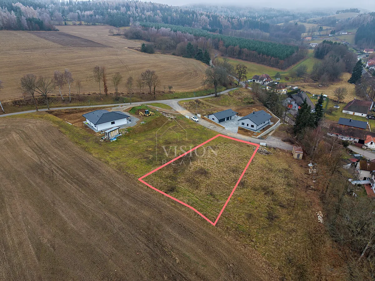 Prodej stavebního pozemku 1057 m²