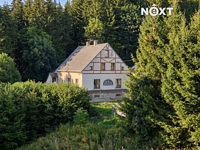 Prodej  vícegeneračního domu 331 m², pozemek 800 m²