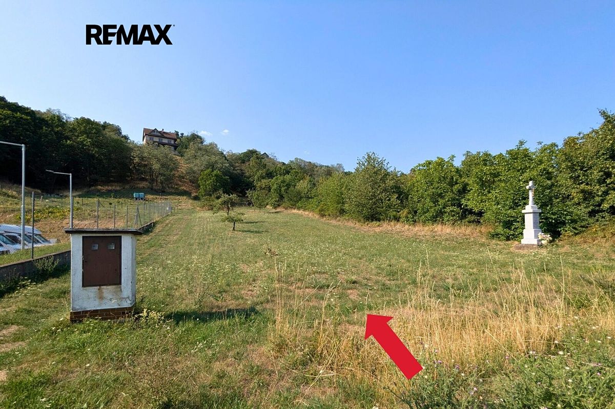 Prodej zahrady 1754 m²
