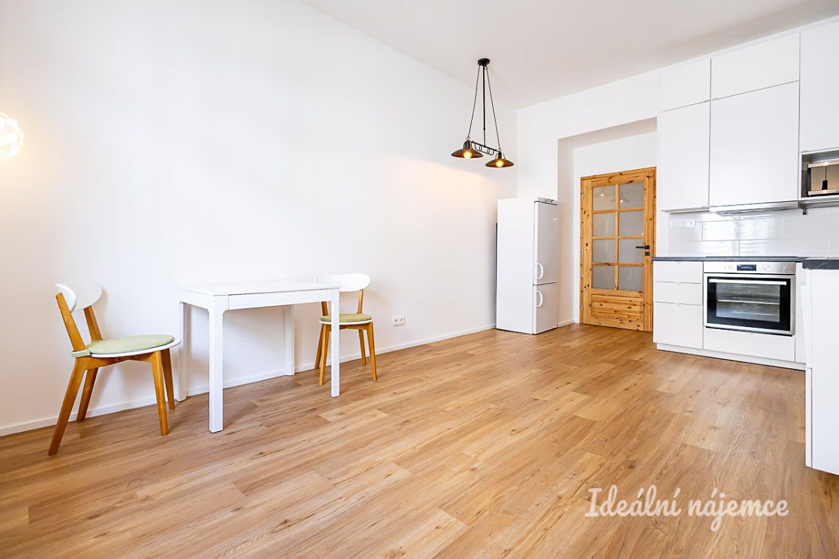 Pronájem bytu 3+kk 62 m² – fotografie 4