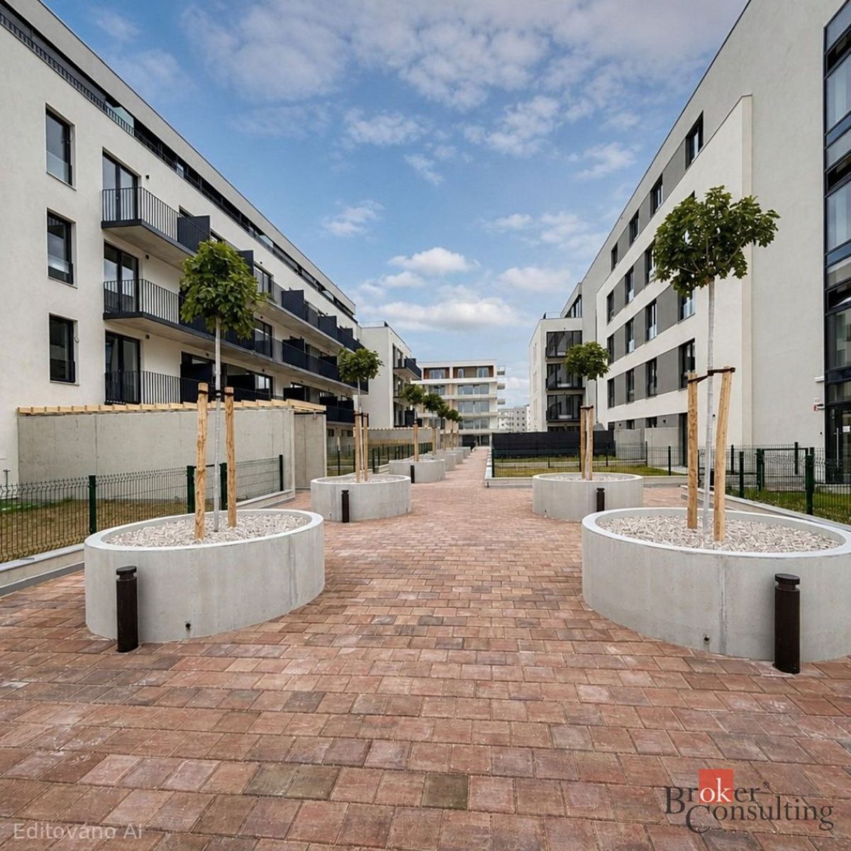 Pronájem bytu 1+kk 28 m²