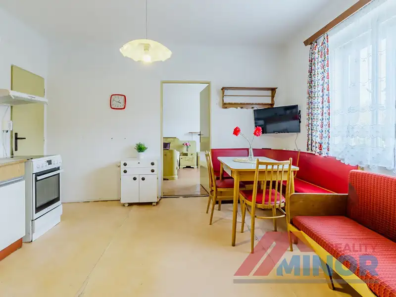 Prodej rodinného domu 190 m², pozemek 223 m², Řisuty – náhled fotky 2