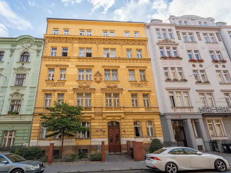 Dražba bytu 4+1 160 m², Praha – náhled fotky 1