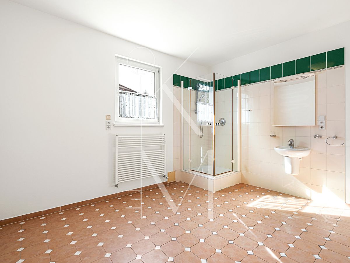 Pronájem rodinného domu 295 m², pozemek 720 m² – fotografie 4