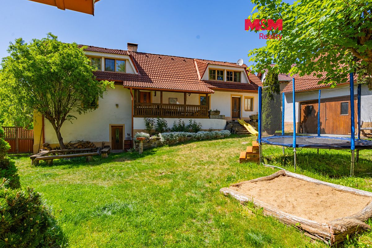 Prodej chalupy 401 m², pozemek 2058 m²