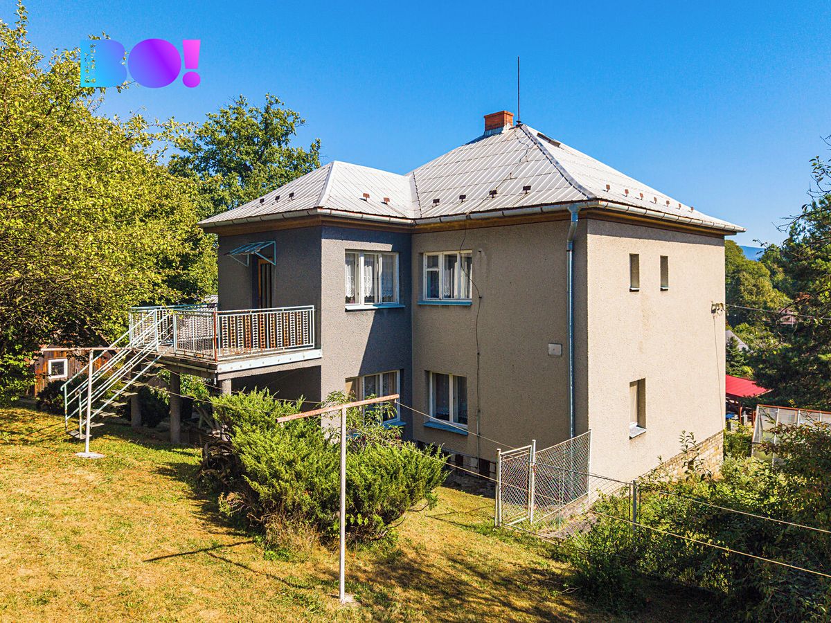 Prodej rodinného domu 192 m², pozemek 1121 m²