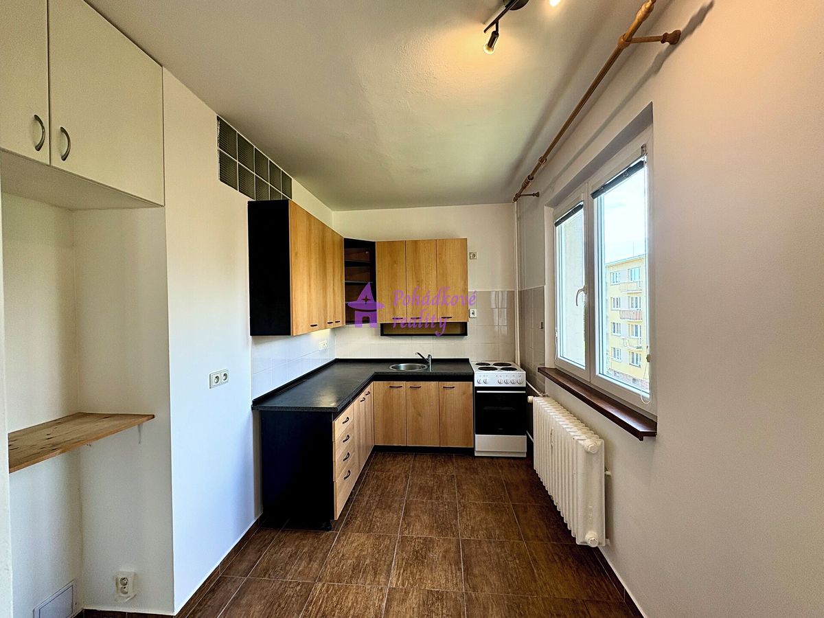 Pronájem bytu 3+1 61 m² – fotografie 2