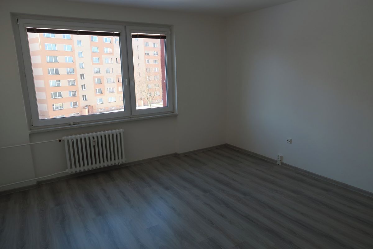 Pronájem bytu 1+1 38 m² – fotografie 2