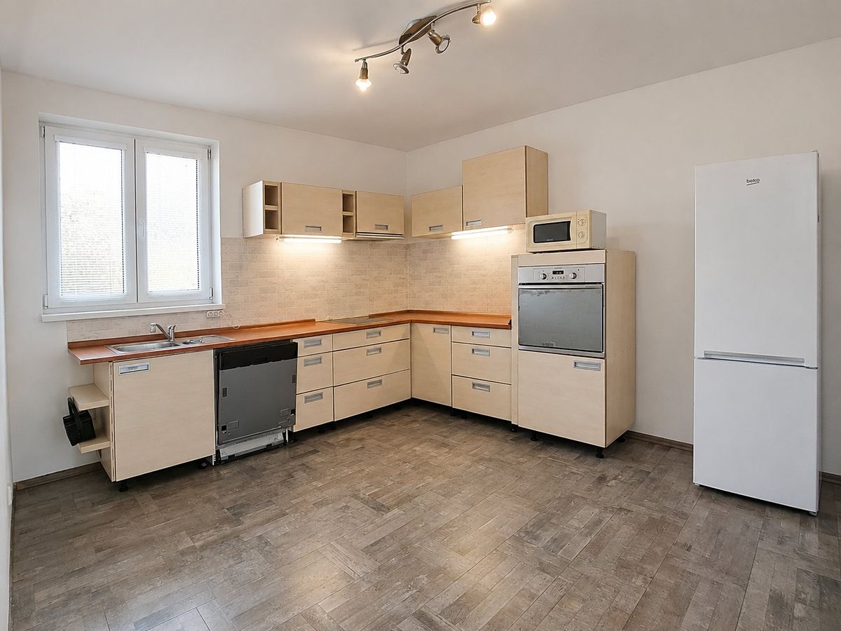 Prodej rodinného domu 120 m², pozemek 461 m² – fotografie 5