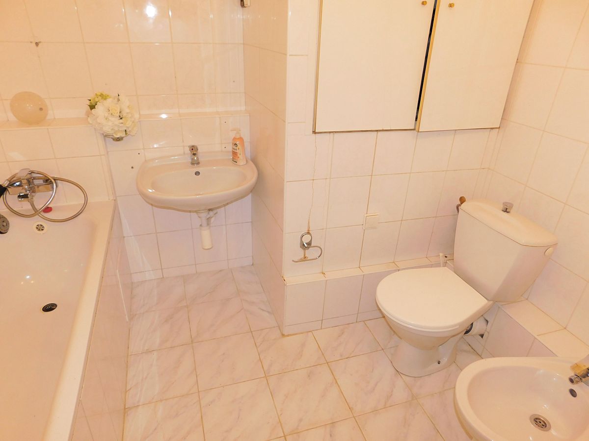 Pronájem bytu 2+kk 60 m² – fotografie 5