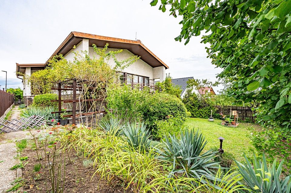 Prodej vily 360 m², pozemek 599 m²