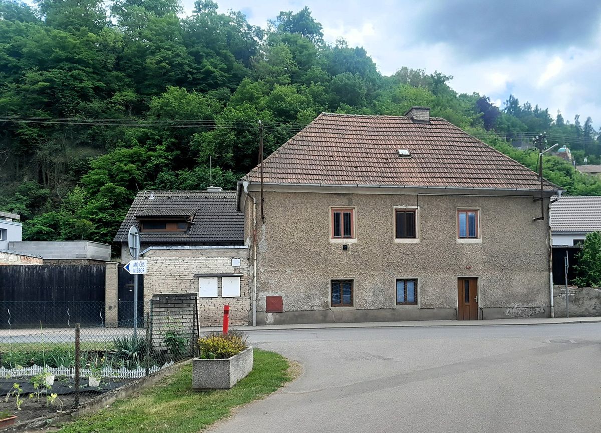 Prodej rodinného domu 290 m², pozemek 740 m² – fotografie 4