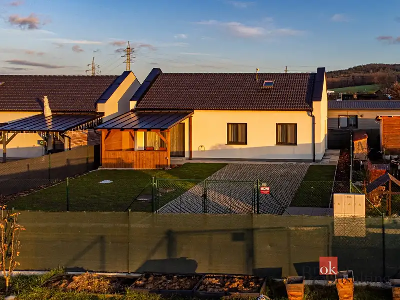 Prodej rodinného domu 65 m², pozemek 225 m², Holýšov – náhled fotky 1