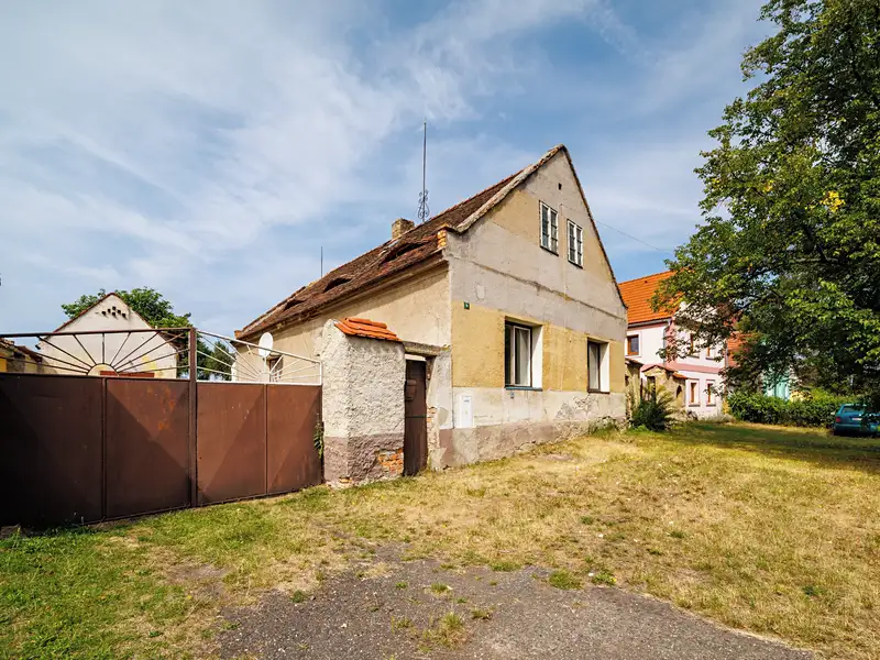 Prodej rodinného domu 110 m², pozemek 1987 m², Podbořany – náhled fotky 1