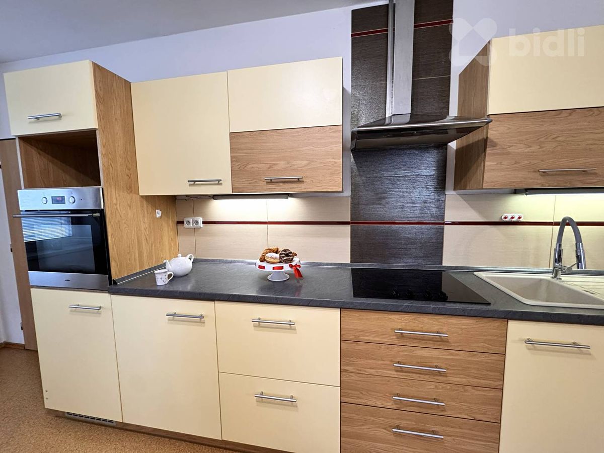 Pronájem bytu 3+kk 70 m² – fotografie 5