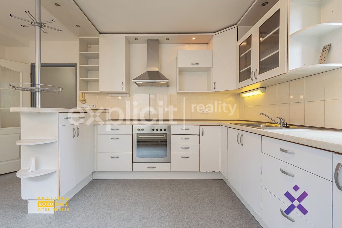 Prodej rodinného domu 130 m², pozemek 1323 m² – fotografie 2