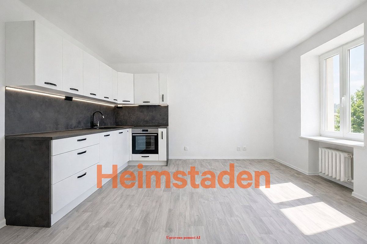 Pronájem bytu 3+kk 56 m² – fotografie 2
