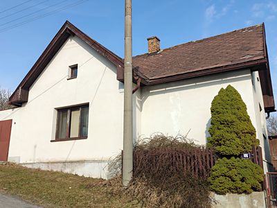 Prodej rodinného domu 323 m², pozemek 903 m²