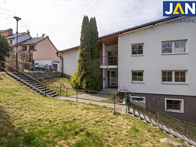 Prodej rodinného domu 285 m², pozemek 165 m²